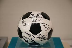 《野狗子》细节要点：非3A游戏 可操作的角色非常多！