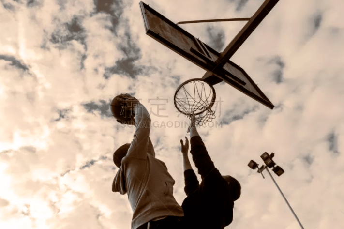 图赫尔：埃利奥特-安德森和赖斯互补得很好，我对他俩很满意