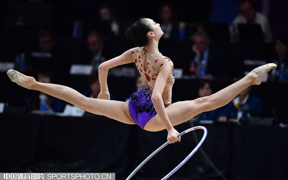 什么是“非对称信息博弈”？解析十三水中对手隐藏摆牌的决策难度。（拆解十三水的非对称信息博弈：对手暗摆如何加剧决策难度）