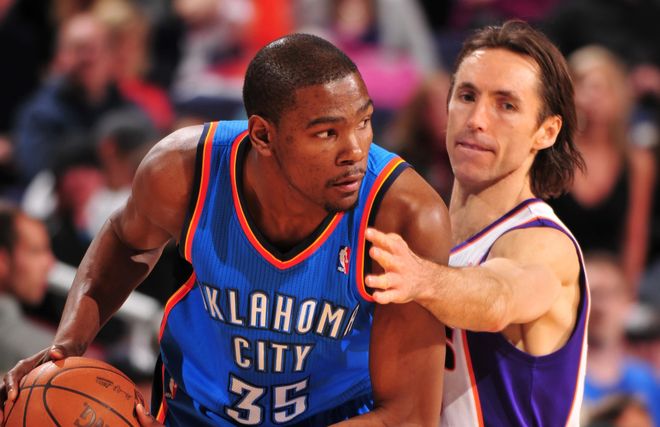 他完成了三 他完成了三