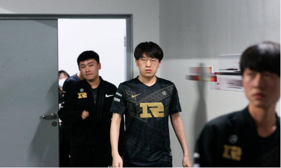 消耗时间来 消耗时间来